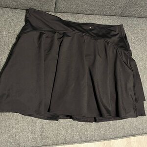 Black sports skort